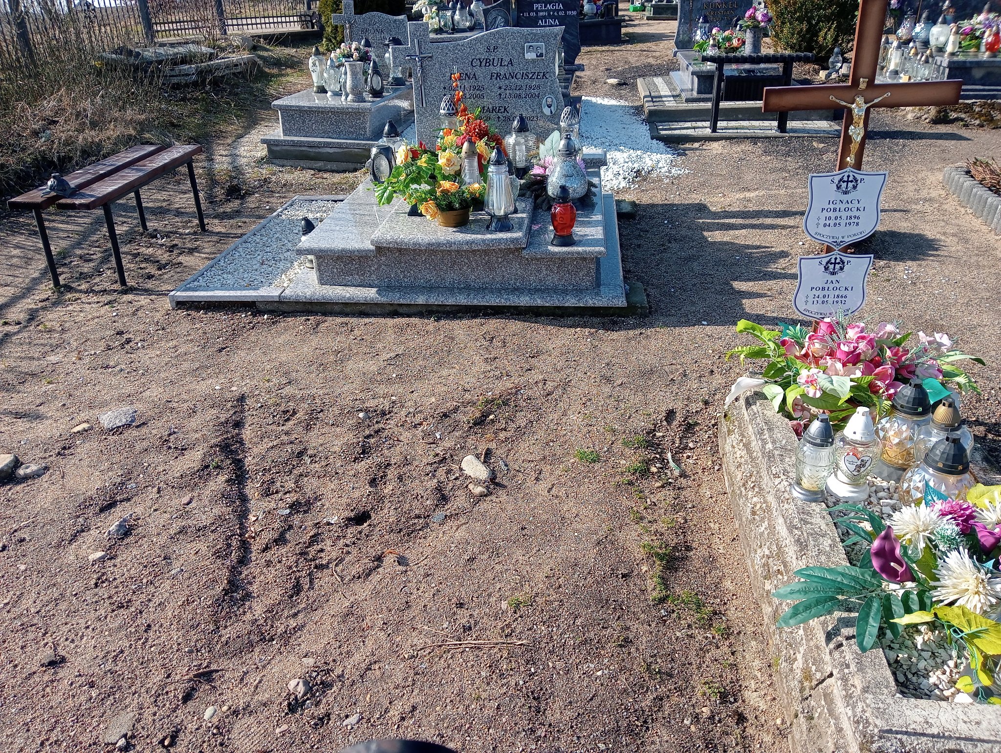 Grób Jerzy Nowacki