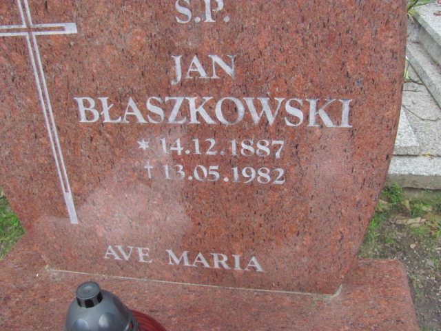 Jan Błaszkowski 1887 Sulęczyno - Grobonet - Wyszukiwarka osób pochowanych