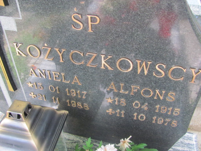 Aniela Kożyczkowska 1917 Sulęczyno - Grobonet - Wyszukiwarka osób pochowanych