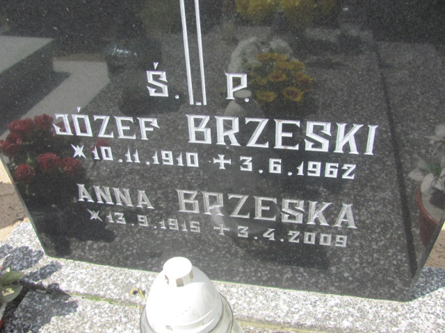 Józef Brzeski 1910 Sulęczyno - Grobonet - Wyszukiwarka osób pochowanych